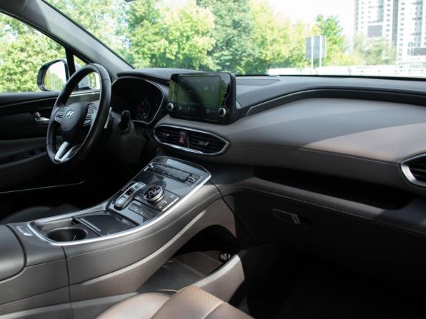 Hyundai Santa Fe IV Рестайлинг с пробегом 2021 года, цена 3 050 000 рублей, 79621 км, внедорожник, Автокод Объявления