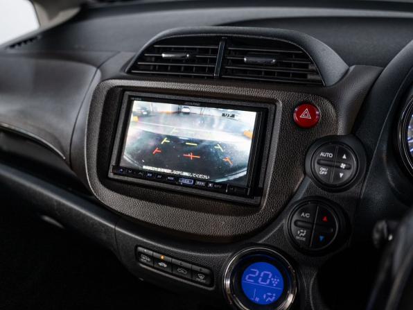 Honda Fit Shuttle I Рестайлинг с пробегом 2013 года, цена 1 070 000 рублей, 138520 км, универсал, Автокод Объявления