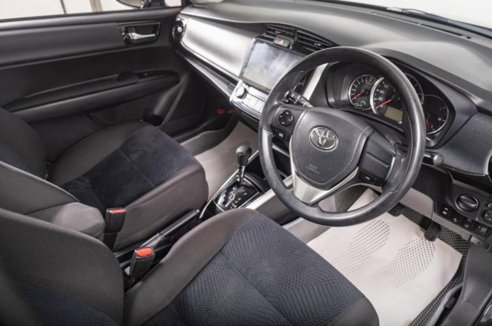 Toyota Corolla XI (E160 E170) Рестайлинг 2 Томск  - изображение 9