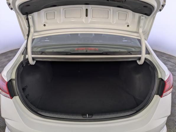 Hyundai Solaris II Рестайлинг с пробегом 2022 года, цена 1 700 000 рублей, 84425 км, седан, Автокод Объявления