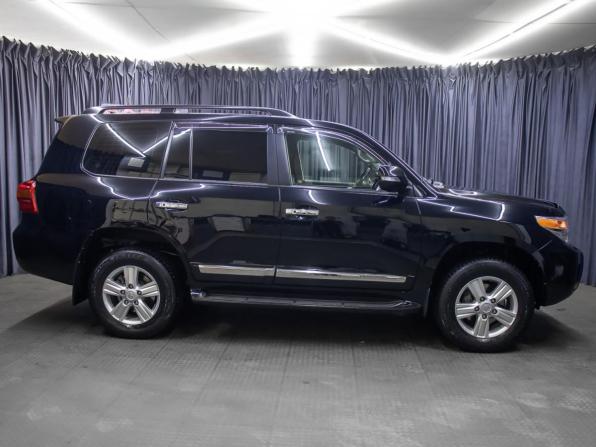 Toyota Land Cruiser 200 Series Рестайлинг 1 с пробегом 2015 года, цена 4 898 000 рублей, 180212 км, внедорожник, Автокод Объявления