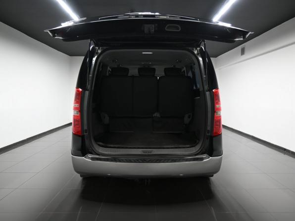 Hyundai H-1 II с пробегом 2013 года, цена 1 845 000 рублей, 211156 км, минивэн, Автокод Объявления