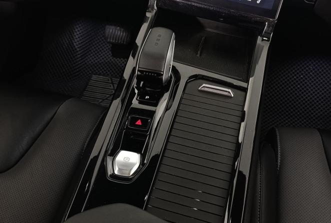 Geely Cityray с пробегом 2024 года, цена 2 400 000 рублей, 38495 км, внедорожник, Автокод Объявления