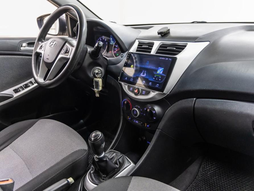 Hyundai Solaris I Волгоград  - изображение 31