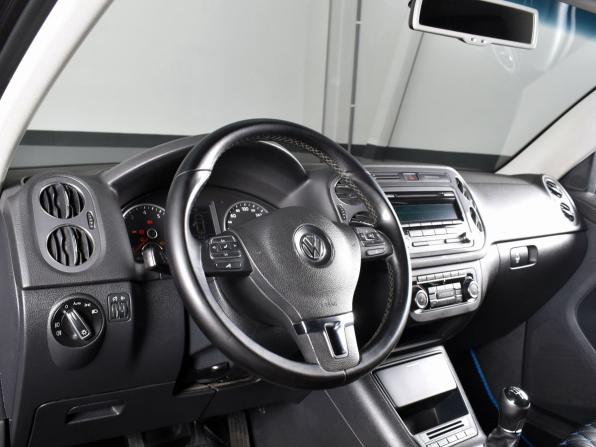Volkswagen Tiguan I Рестайлинг с пробегом 2012 года, цена 999 995 рублей, 214315 км, внедорожник, Автокод Объявления