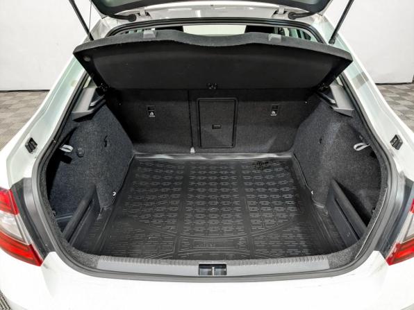 Skoda Octavia III (A7) Рестайлинг с пробегом 2018 года, цена 1 850 000 рублей, 112041 км, лифтбек, Автокод Объявления