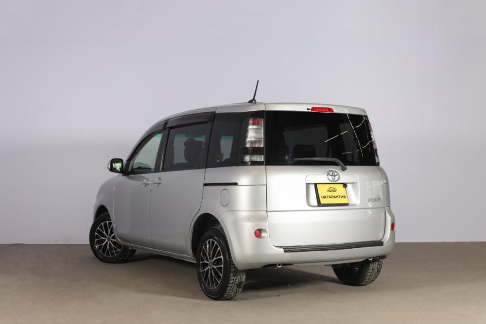 Toyota Sienta I Новосибирск  - изображение 7
