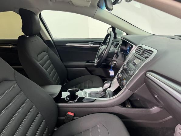 Ford Mondeo V с пробегом 2015 года, цена 1 190 000 рублей, 247070 км, седан, Автокод Объявления