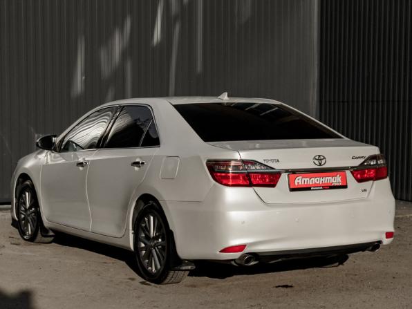 Toyota Camry VII (XV50) Рестайлинг 2 с пробегом 2017 года, цена 2 190 000 рублей, 97968 км, седан, Автокод Объявления