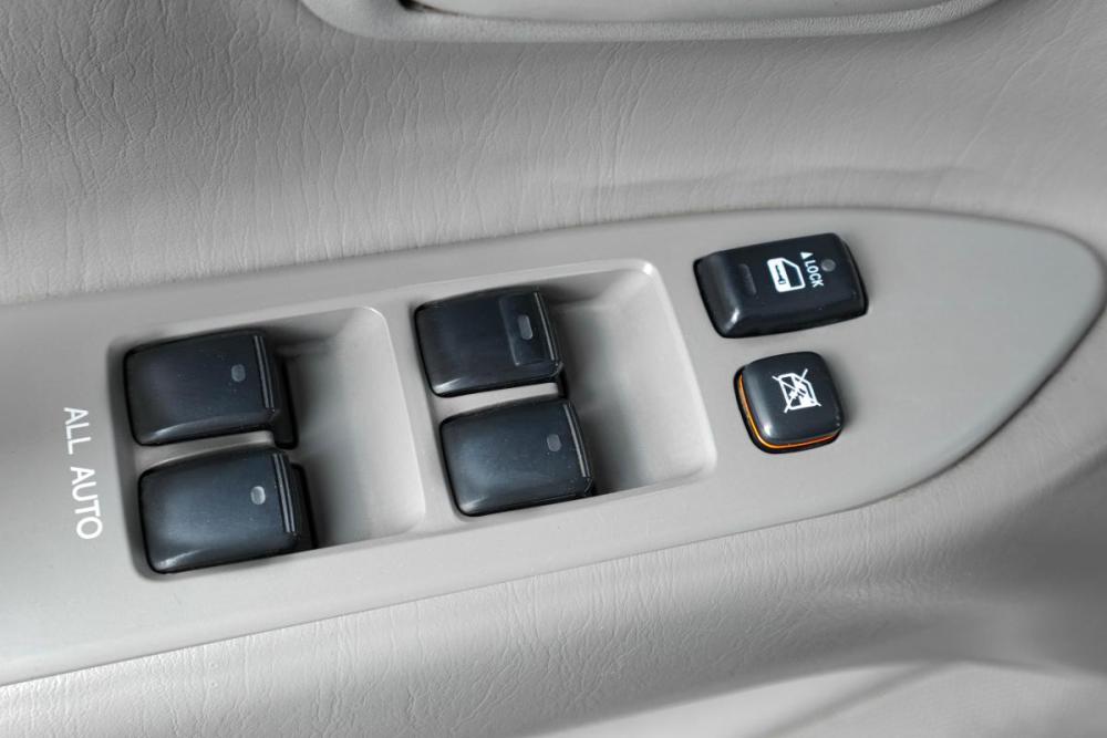 Toyota Land Cruiser 100 Series Рестайлинг 2 Тюмень  - изображение 18
