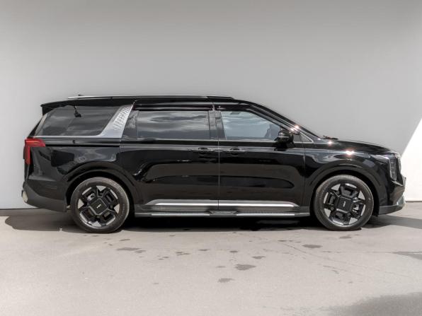 Kia Carnival IV Рестайлинг с пробегом 2024 года, цена 5 880 000 рублей, 19576 км, минивэн, Автокод Объявления