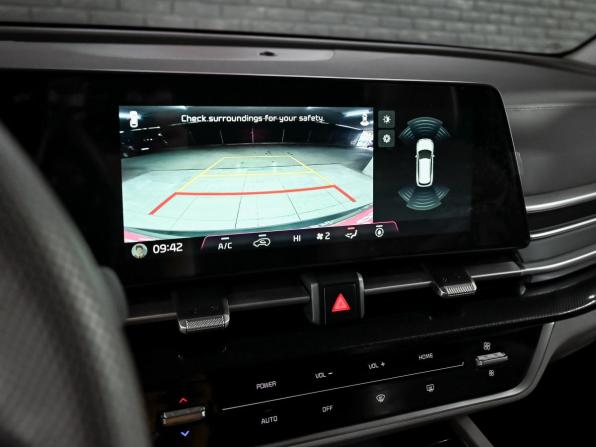 Kia Sportage V с пробегом 2025 года, цена 3 700 000 рублей, 9889 км, внедорожник, Автокод Объявления