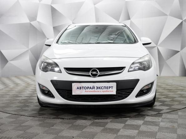 Opel Astra J Рестайлинг с пробегом 2012 года, цена 835 000 рублей, 132000 км, седан, Автокод Объявления