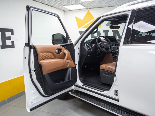 Infiniti QX80 I Рестайлинг 3 с пробегом 2022 года, цена 9 999 000 рублей, 838 км, внедорожник, Автокод Объявления