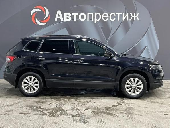 Skoda Karoq I с пробегом 2020 года, цена 1 990 000 рублей, 137000 км, внедорожник, Автокод Объявления