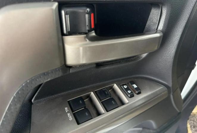 Toyota Land Cruiser 200 Series с пробегом 2011 года, цена 3 200 000 рублей, 160222 км, внедорожник, Автокод Объявления
