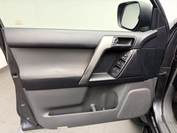 Toyota Land Cruiser Prado 150 Series с пробегом 2012 года, цена 2 974 000 рублей, 136163 км, внедорожник, Автокод Объявления