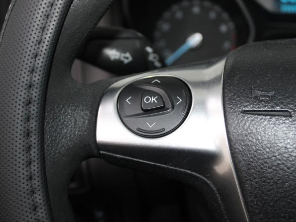 Ford Focus III с пробегом 2013 года, цена 859 900 рублей, 215158 км, универсал, Автокод Объявления