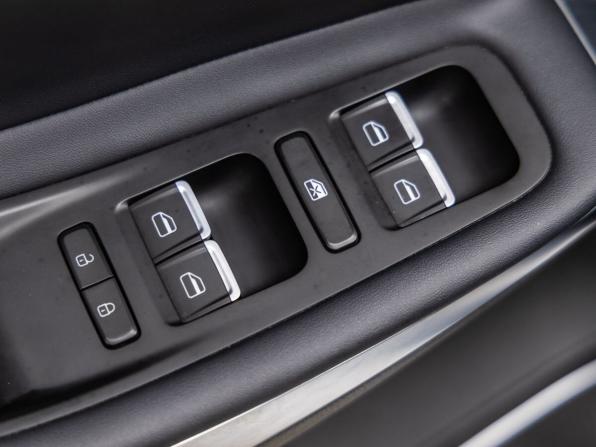Omoda S5 с пробегом 2024 года, цена 1 398 000 рублей, 27737 км, седан, Автокод Объявления