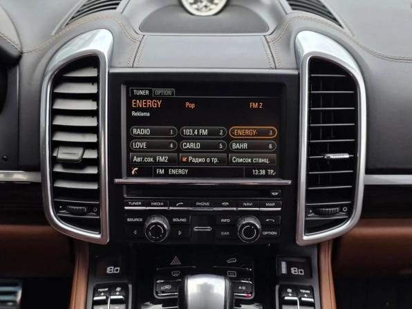 Porsche Cayenne II Рестайлинг (958) с пробегом 2015 года, цена 3 959 000 рублей, 269412 км, внедорожник, Автокод Объявления