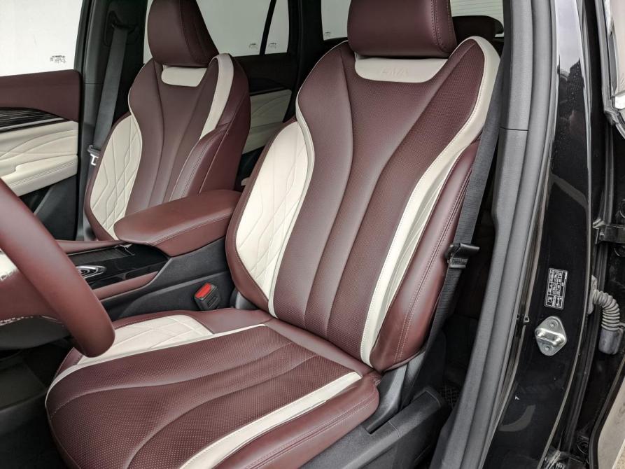 Geely Monjaro I Москва  - изображение 20