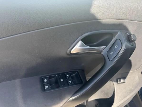 Volkswagen Polo V с пробегом 2010 года, цена 575 000 рублей, 280000 км, седан, Автокод Объявления