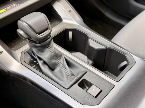 Toyota RAV4 VI (XA60) с пробегом 2026 года, цена 4 735 000 рублей, 15 км, внедорожник, Автокод Объявления