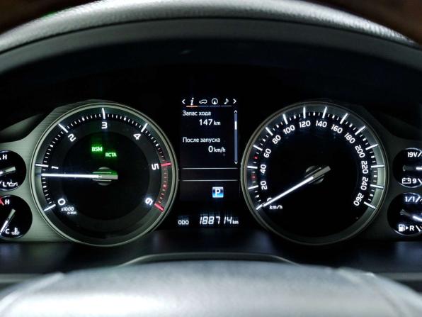 Toyota Land Cruiser 200 Series Рестайлинг 2 с пробегом 2019 года, цена 6 298 000 рублей, 188708 км, внедорожник, Автокод Объявления