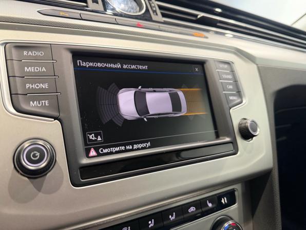 Volkswagen Passat B8 с пробегом 2017 года, цена 2 010 000 рублей, 137093 км, седан, Автокод Объявления