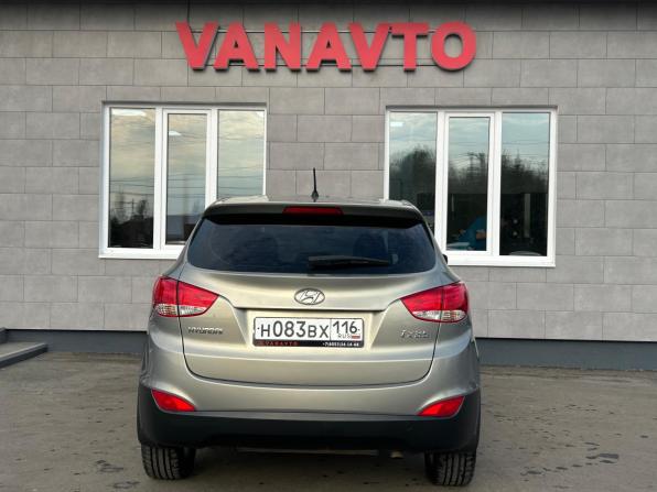 Hyundai ix35 I с пробегом 2010 года, цена 1 075 000 рублей, 220470 км, внедорожник, Автокод Объявления