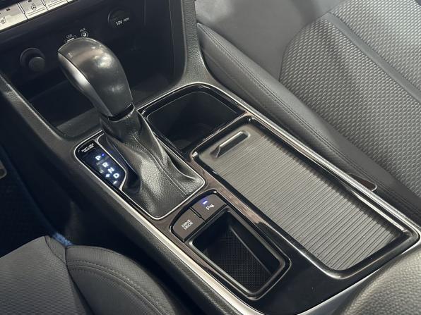 Hyundai Sonata VII (LF) Рестайлинг с пробегом 2018 года, цена 1 850 000 рублей, 131703 км, седан, Автокод Объявления