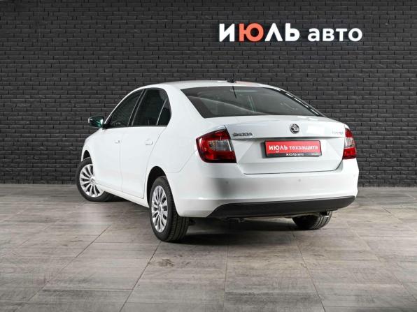 Skoda Rapid I Рестайлинг с пробегом 2019 года, цена 1 390 000 рублей, 110771 км, лифтбек, Автокод Объявления