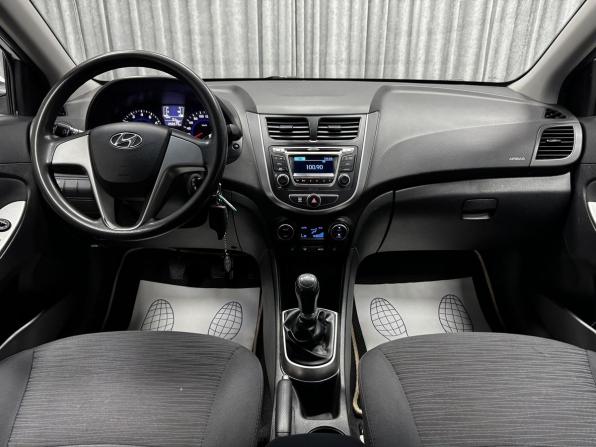 Hyundai Solaris I Рестайлинг с пробегом 2016 года, цена 850 000 рублей, 255517 км, седан, Автокод Объявления