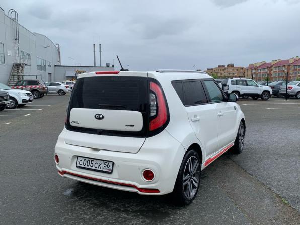 Kia Soul II Рестайлинг с пробегом 2018 года, цена 1 500 000 рублей, 157470 км, хэтчбек, Автокод Объявления