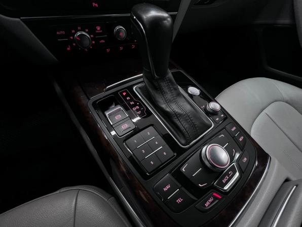 Audi A6 IV (C7) Рестайлинг с пробегом 2015 года, цена 2 600 000 рублей, 163139 км, седан, Автокод Объявления