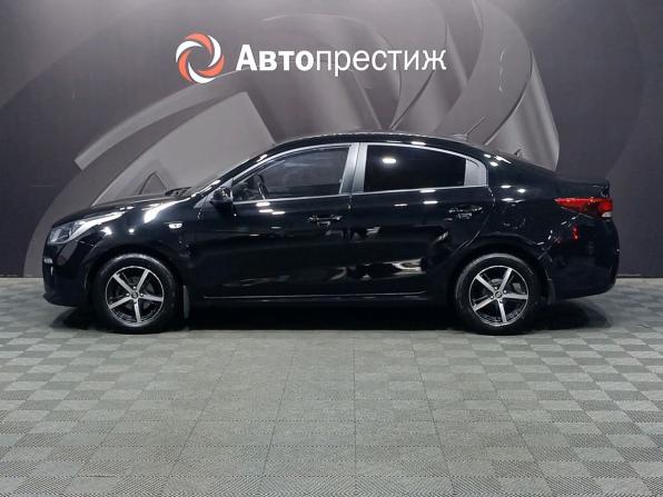 Kia Rio IV с пробегом 2018 года, цена 1 389 000 рублей, 46501 км, седан, Автокод Объявления