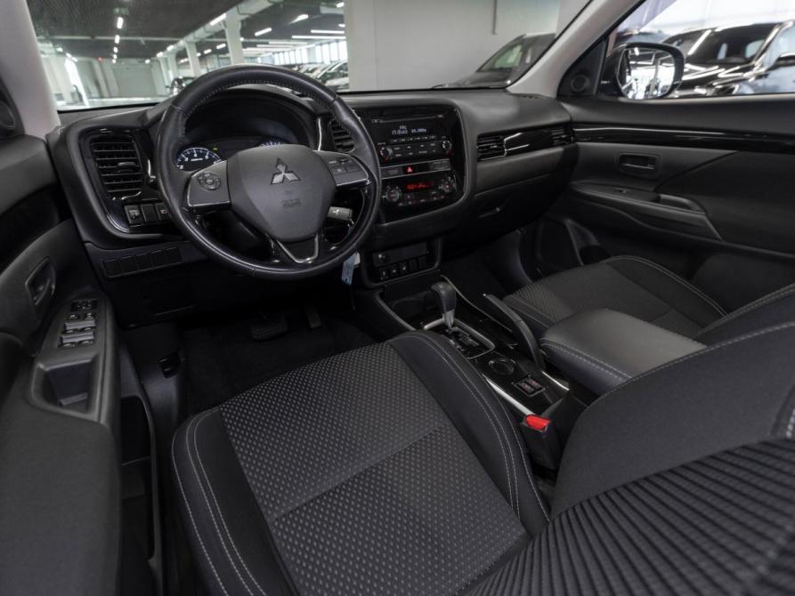 Mitsubishi Outlander III Рестайлинг 3 Москва  - изображение 7