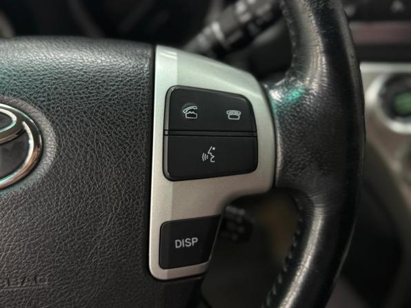 Toyota Land Cruiser 200 Series Рестайлинг 1 с пробегом 2013 года, цена 3 750 000 рублей, 227623 км, внедорожник, Автокод Объявления