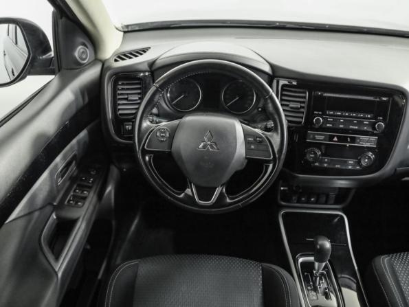 Mitsubishi Outlander III Рестайлинг 3 с пробегом 2020 года, цена 1 849 000 рублей, 182095 км, внедорожник, Автокод Объявления