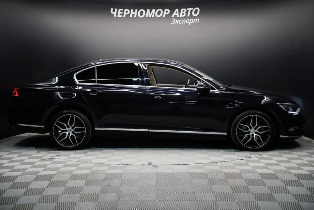 Volkswagen Passat B8 Крым  - изображение 6