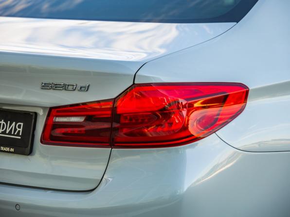 BMW 5 серии VII (G30/G31/G38) с пробегом 2017 года, цена 3 318 000 рублей, 91038 км, седан, Автокод Объявления