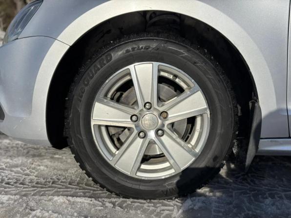 Volkswagen Jetta VI с пробегом 2013 года, цена 870 000 рублей, 305000 км, седан, Автокод Объявления