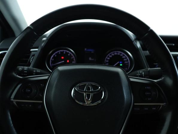 Toyota Camry VIII (XV70) с пробегом 2019 года, цена 2 360 000 рублей, 159292 км, седан, Автокод Объявления