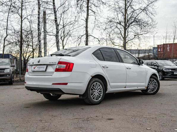 Skoda Octavia III (A7) с пробегом 2013 года, цена 855 000 рублей, 193043 км, лифтбек, Автокод Объявления