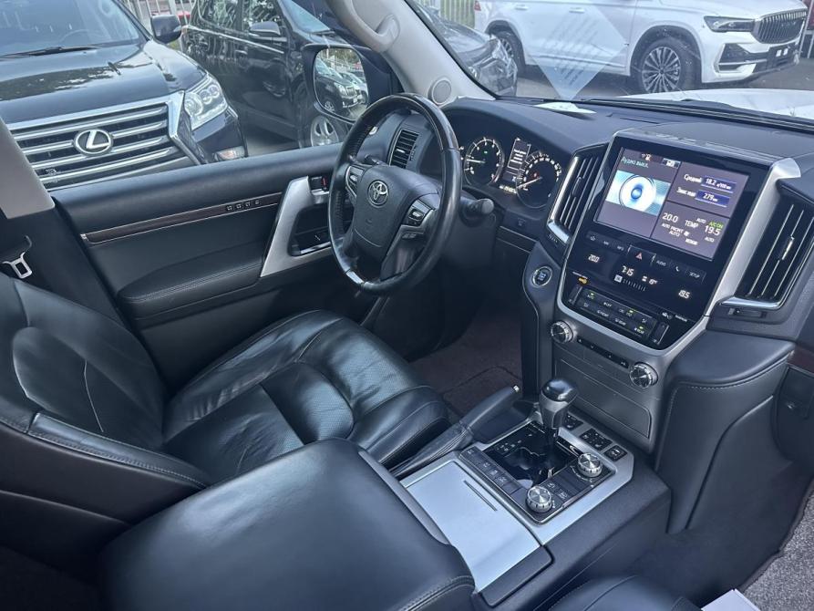 Toyota Land Cruiser 200 Series Рестайлинг 2 Москва  - изображение 5