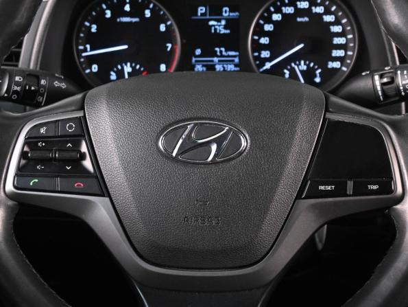 Hyundai Elantra VI (AD) с пробегом 2017 года, цена 1 649 000 рублей, 95739 км, седан, Автокод Объявления