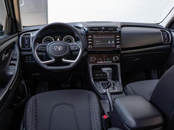 Hyundai Creta II с пробегом 2021 года, цена 2 385 000 рублей, 15802 км, внедорожник, Автокод Объявления