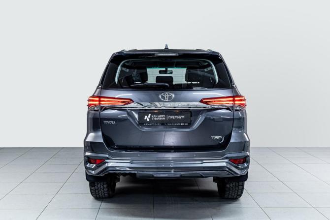 Toyota Fortuner II с пробегом 2019 года, цена 3 204 000 рублей, 219556 км, внедорожник, Автокод Объявления