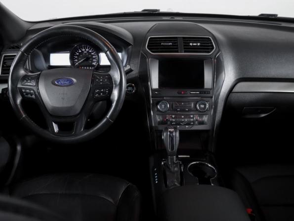 Ford Explorer V Рестайлинг 2 с пробегом 2018 года, цена 3 290 000 рублей, 68700 км, внедорожник, Автокод Объявления