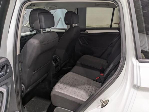 Volkswagen Tiguan II Рестайлинг с пробегом 2021 года, цена 2 549 000 рублей, 126040 км, внедорожник, Автокод Объявления
